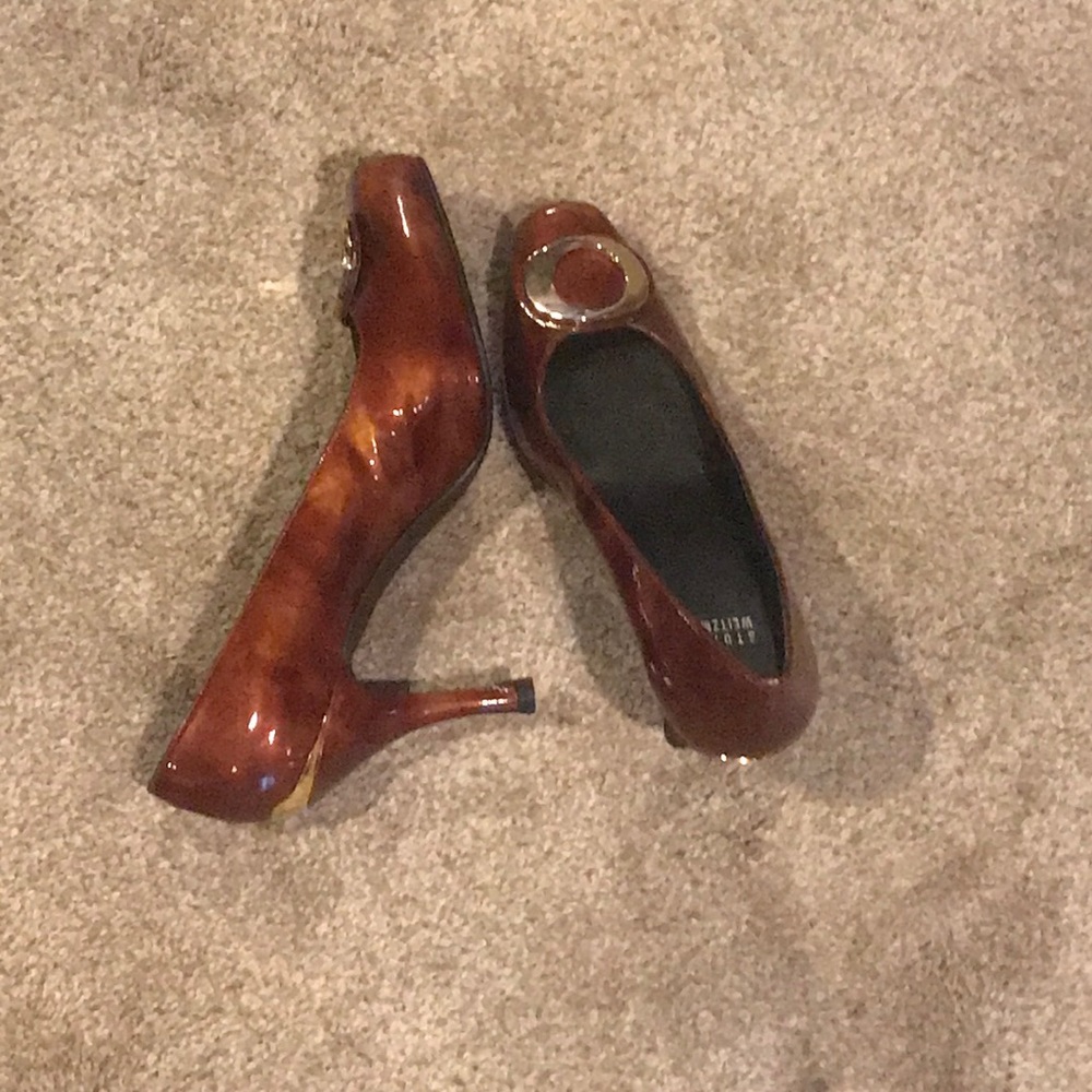 Stuart Weitzman Endorbit taffy cosmos heels